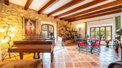 Rustic Finca on Son Amagat Street photo 9