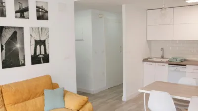 Apartment in El Pilar photo 2