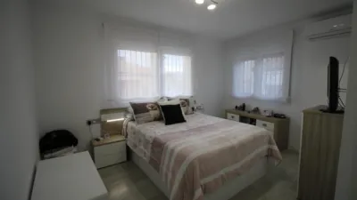 Duplex on Calle Mercurio photo 2