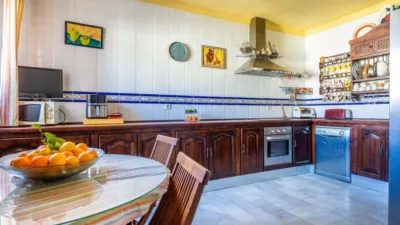 Chalet in Villamartín photo 25
