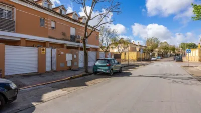 Townhouse on Calle del Azafrán photo 2