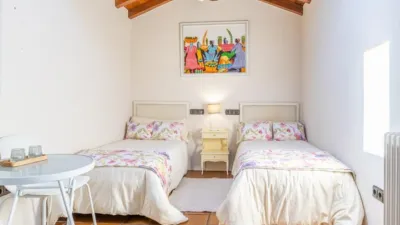 Casa – O Pedrouzo, Santo Antón - Más