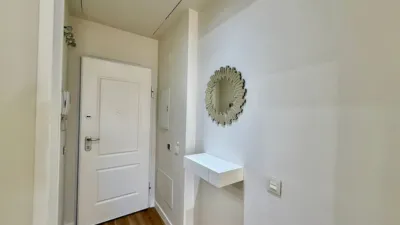 Apartment on Calle de Aigües Tortes, 3 photo 8