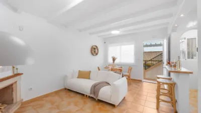 Pis – Orihuela, Villa Martín - Més