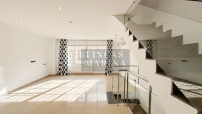 Casa adosada en venta en Carrer de Joaquim Folguera, Centre-Zona Estació-Passeig de Joan Maragall (Gavà) de 695.000 €