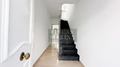 Casa adosada en venta en Carrer de Joaquim Folguera, Centre-Zona Estació-Passeig de Joan Maragall (Gavà) de 695.000 €