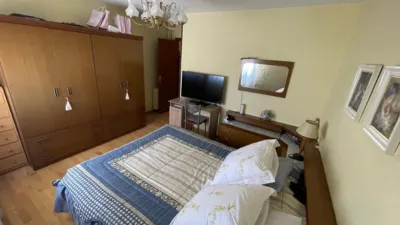 Habitación en alquiler en Calle del Monasterio de Carracedo, Zona Alta (Ponferrada) de 240 €<span>/mes</span>