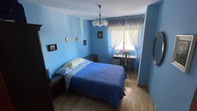 Habitación en alquiler en Calle del Monasterio de Carracedo, Zona Alta (Ponferrada) de 240 €<span>/mes</span>