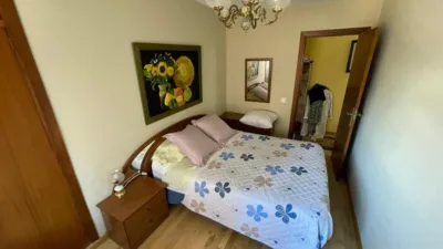 Habitación en alquiler en Calle del Monasterio de Carracedo, Zona Alta (Ponferrada) de 240 €<span>/mes</span>