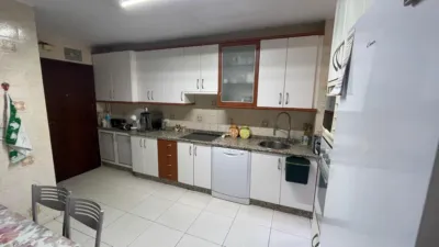 Habitación en alquiler en Calle del Monasterio de Carracedo, Zona Alta (Ponferrada) de 240 €<span>/mes</span>