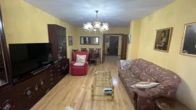 Habitación en alquiler en Calle del Monasterio de Carracedo, Zona Alta (Ponferrada) de 240 €<span>/mes</span>