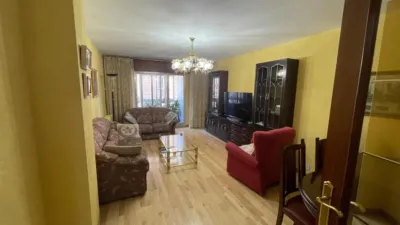 Habitación en alquiler en Calle del Monasterio de Carracedo, Zona Alta (Ponferrada) de 240 €<span>/mes</span>