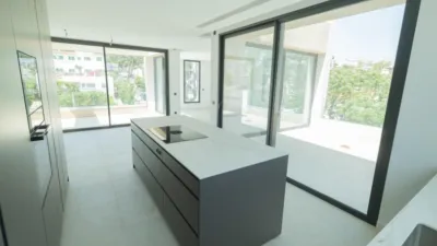 Penthouse on Paseo Marítimo photo 38