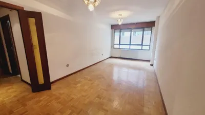 Piso en venta en Calle de Dionisio Ridruejo, 2, El Calaverón-Los Pajaritos (Soria Capital) de 173.000 €