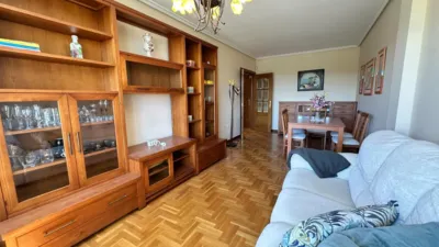 Piso en venta en Calle de Zaragoza, 28, Santa Bárbara (Soria Capital) de 225.000 €