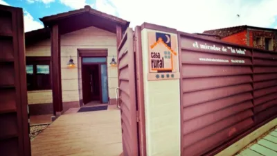 Chalet en venta en Calle de los Morales, 15, Golmayo de 375.000 €