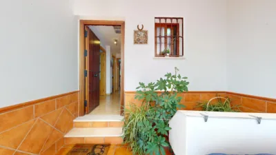 Semi-detached house on Calle de la Asociación de Mujeres Atenea, 16 photo 2