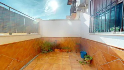 Semi-detached house on Calle de la Asociación de Mujeres Atenea, 16 photo 5