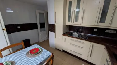 Piso en alquiler en Calle de los Bomberos, Centro (Linares) de 570 €<span>/mes</span>