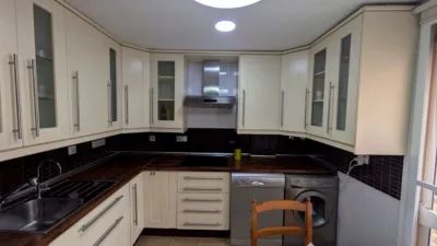 Piso en alquiler en Calle de los Bomberos, Centro (Linares) de 570 €<span>/mes</span>