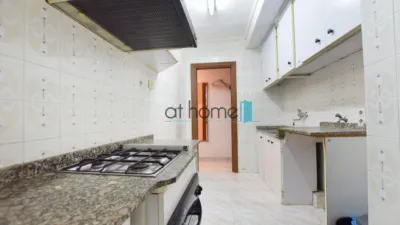 Piso en venta en Carrer Lorca, Nou Moles (Distrito L'Olivereta. València Capital) de 234.000 €