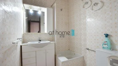 Piso en venta en Carrer Lorca, Nou Moles (Distrito L'Olivereta. València Capital) de 234.000 €