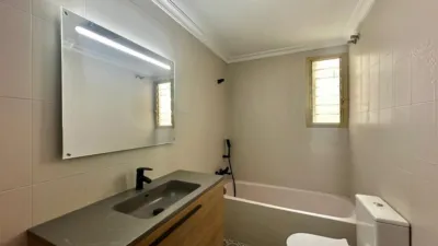 Apartment on Calle de Óscar Esplá photo 13