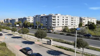 Chalet on Avenida de las Cortes Valencianas photo 16