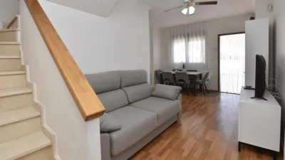 Chalet on Avenida de las Cortes Valencianas photo 5
