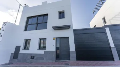 Semi-detached house on Calle de la Sabina photo 10