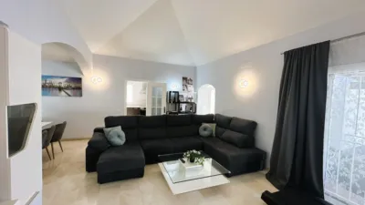 Chalet on Kurt Konrad Mayer Street photo 7