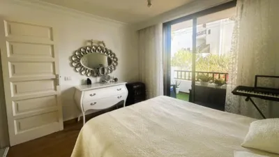 Apartment on Avenida de Rafael Puig Lluvina, 34 photo 17