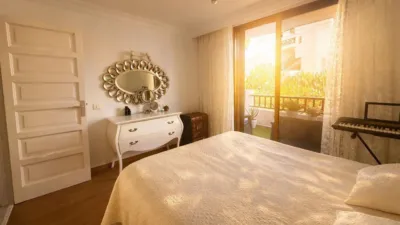 Apartment on Avenida de Rafael Puig Lluvina, 34 photo 18