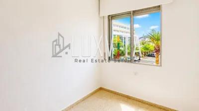Apartment on Avenida Juan Carlos I photo 18