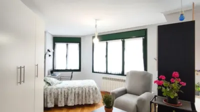 Piso en alquiler en Calle de Alfonso III 'El Magno', Centro (Oviedo) de 700 €<span>/mes</span>