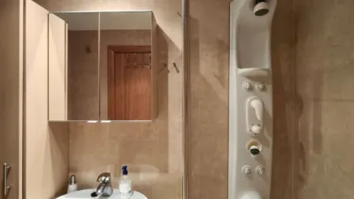 Piso en alquiler en Calle de Alfonso III 'El Magno', Centro (Oviedo) de 700 €<span>/mes</span>
