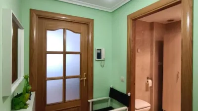 Piso en alquiler en Calle de Alfonso III 'El Magno', Centro (Oviedo) de 700 €<span>/mes</span>