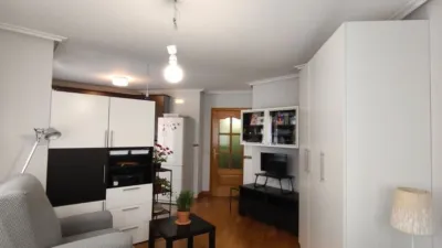 Piso en alquiler en Calle de Alfonso III 'El Magno', Centro (Oviedo) de 700 €<span>/mes</span>