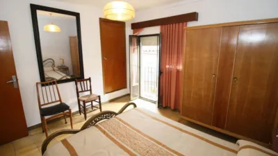 Chalet en venta en Calle Hornos, 18, Mombeltrán de 67.000 €