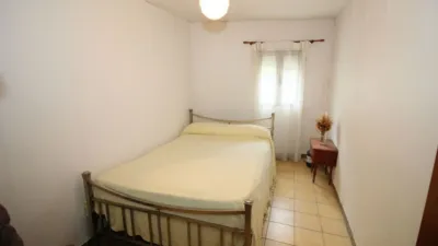 Chalet en venta en Calle Hornos, 18, Mombeltrán de 67.000 €