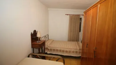 Chalet en venta en Calle Hornos, 18, Mombeltrán de 67.000 €