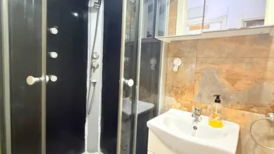 Piso en alquiler en Calle de los Tres Peces - Imagen 14