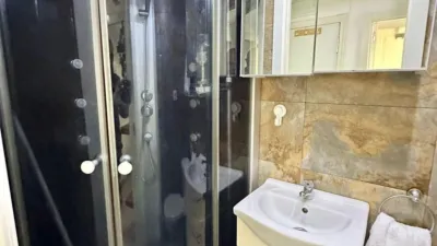 Piso en alquiler en Calle de los Tres Peces - Imagen 26