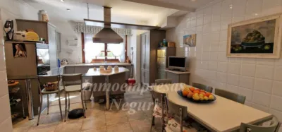 Casa adosada en venta en Calle de Atxabaso, Mungia de 750.000 €