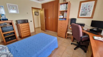 Chalet on Calle de la Jumilla photo 21