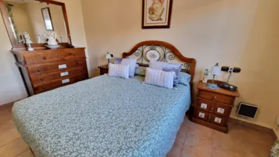 Chalet on Calle de la Jumilla photo 27