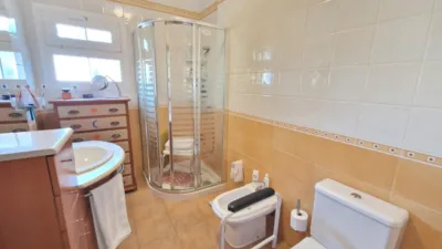 Chalet on Calle de la Jumilla photo 29