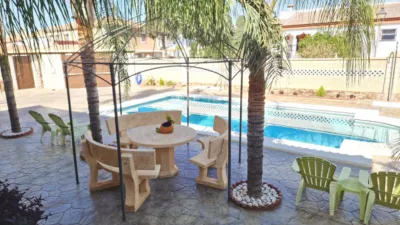 Chalet on Calle de la Jumilla photo 3