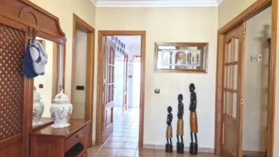 Chalet on Calle de la Jumilla photo 6