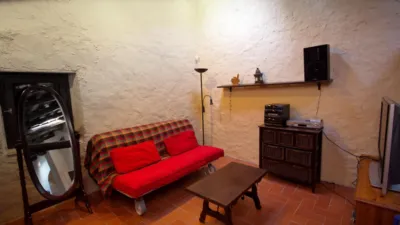 Rustic finca on Disseminat Street photo 24